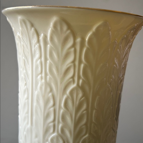 **LAST CHANCE **NWT! VINTAGE LENOX Autumn Leaf Vase - Picture 2 of 5